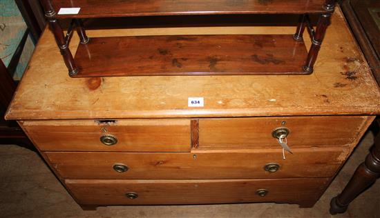 Antique four-drawer pine chest(-)